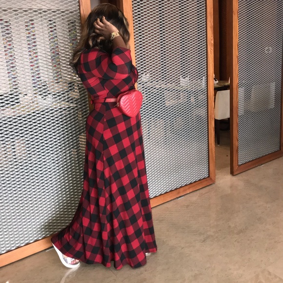 New Gingham print v-neck A-line Maxi dress - Picture 7 of 8